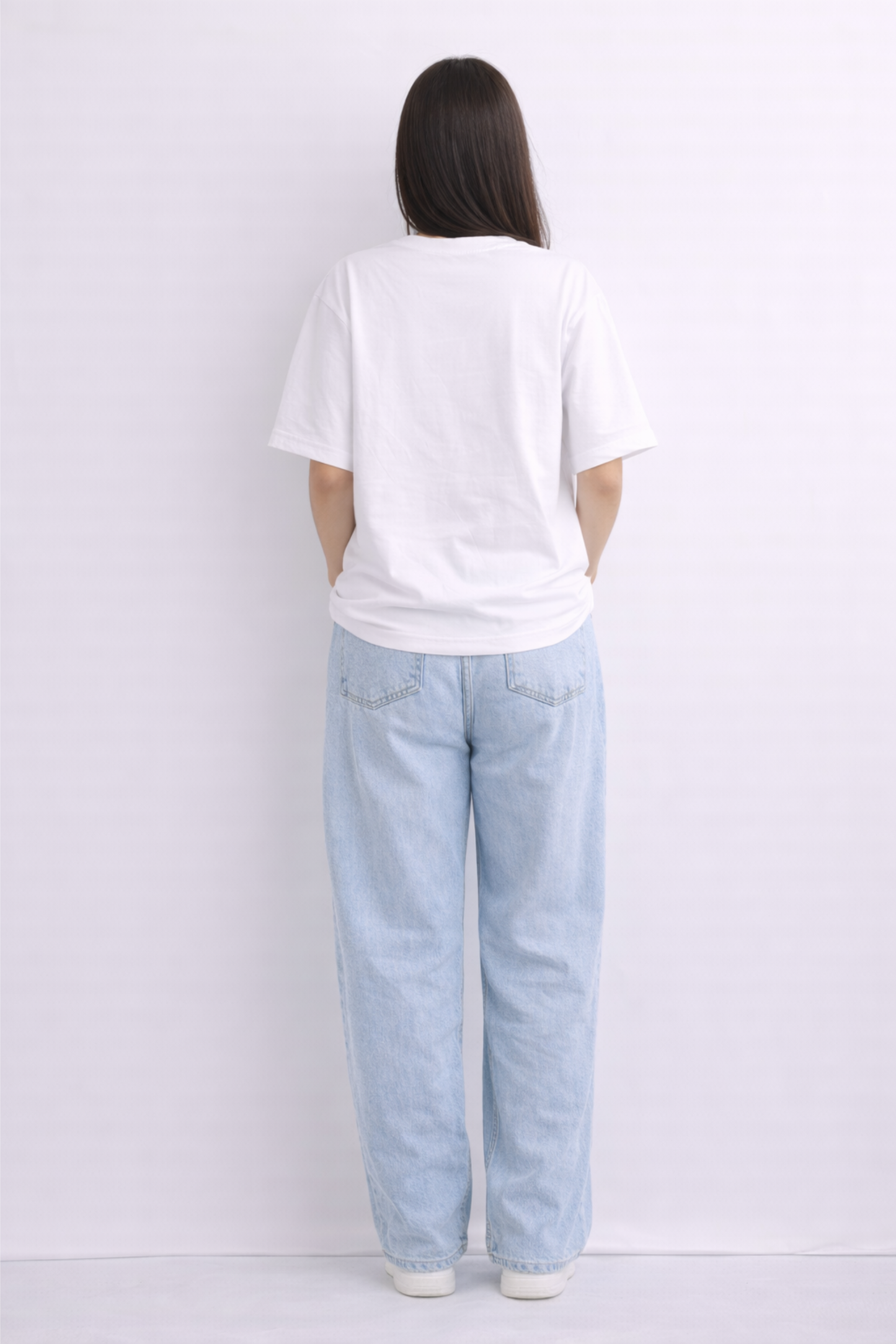 White Oversized T-Shirt for Women – Cute Bunny Graphic Print