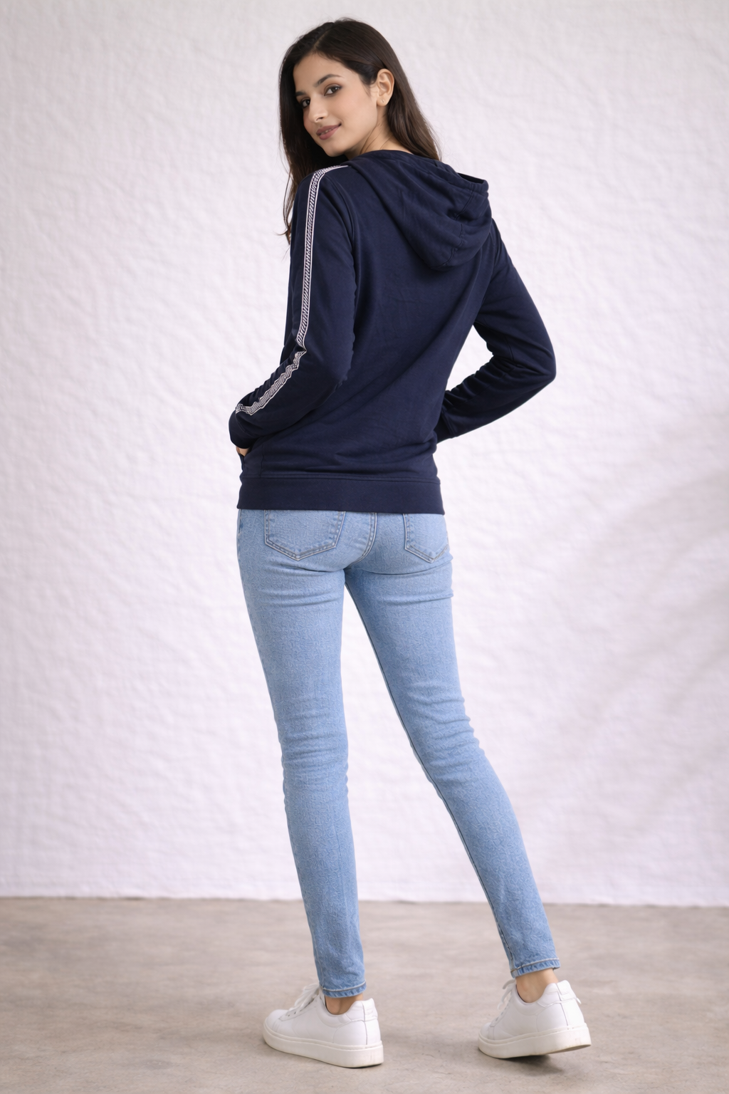 Be Kind Graphic Hoodie – Navy Blue
