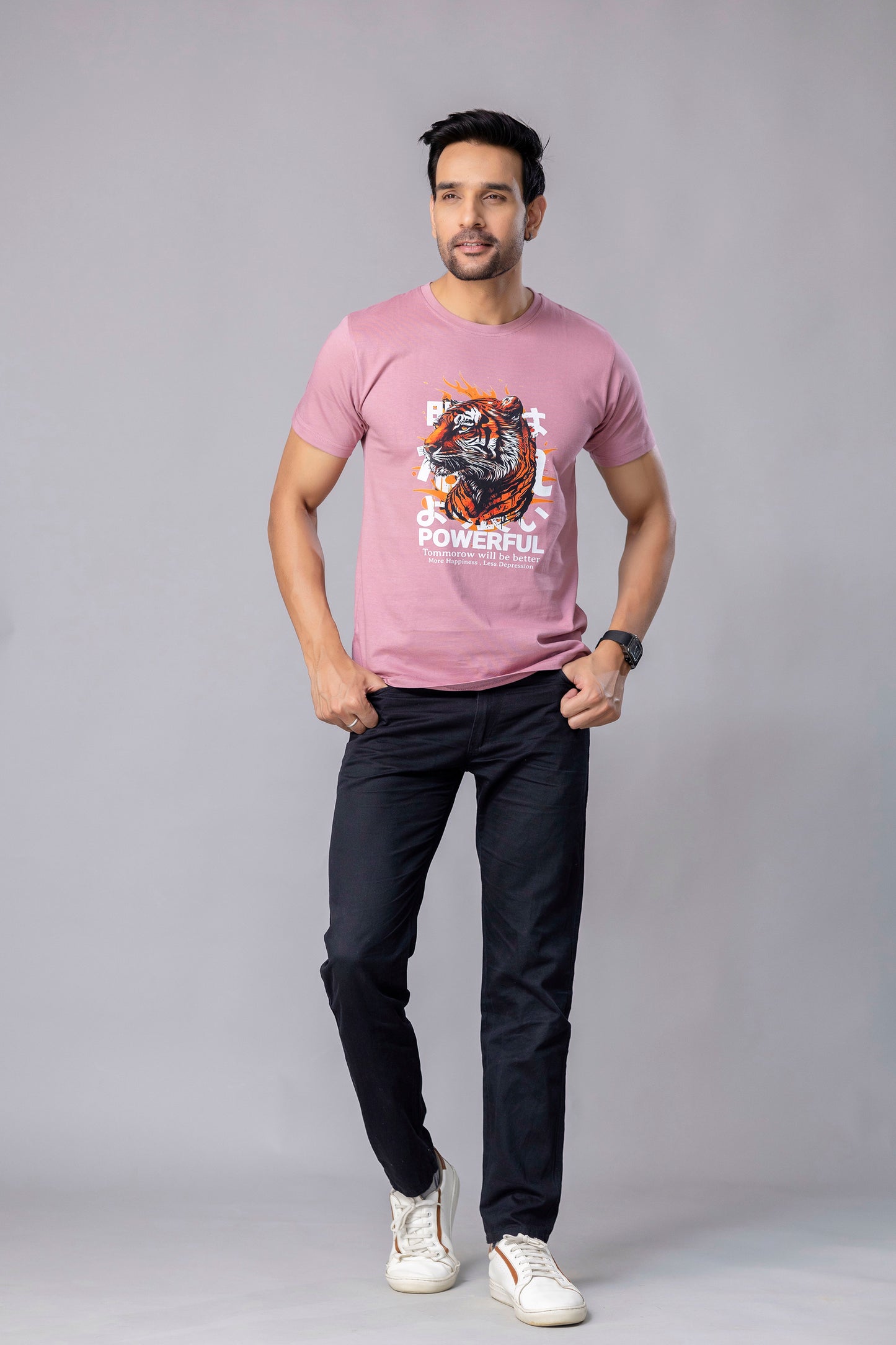 Powerful Graphic Print Silm Fit T-Shirt