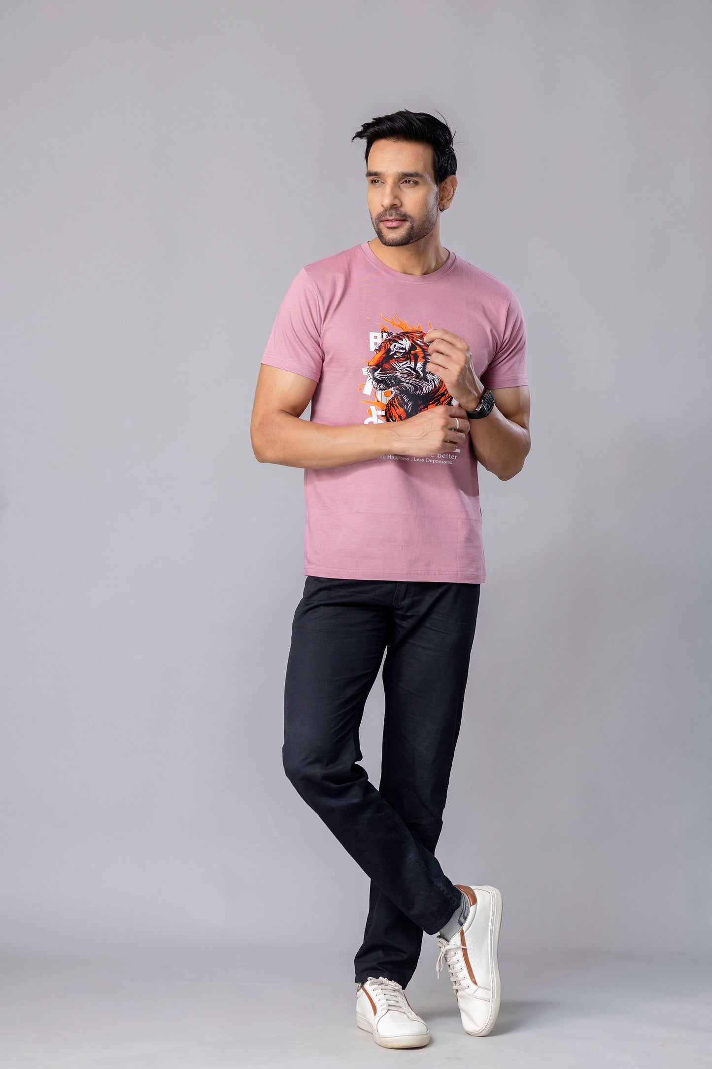 Powerful Graphic Print Silm Fit T-Shirt