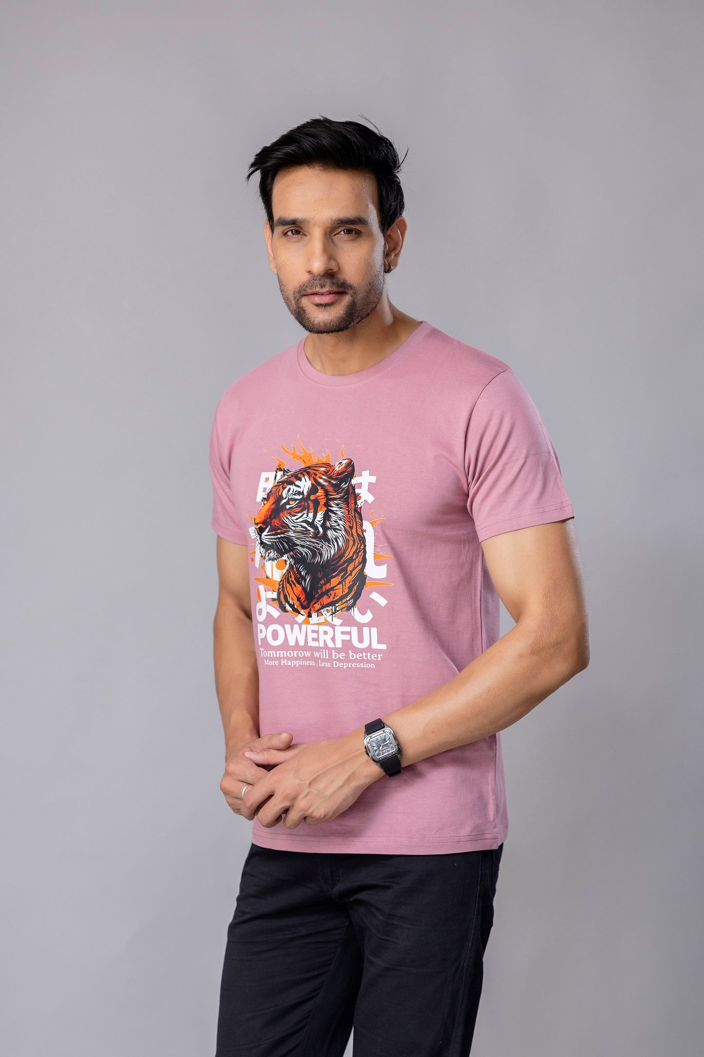 Powerful Graphic Print Silm Fit T-Shirt