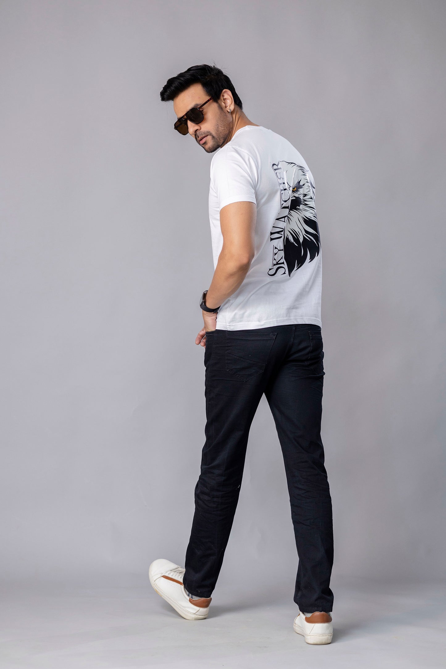 Sky Watcher White Slim Fit T-Shirt