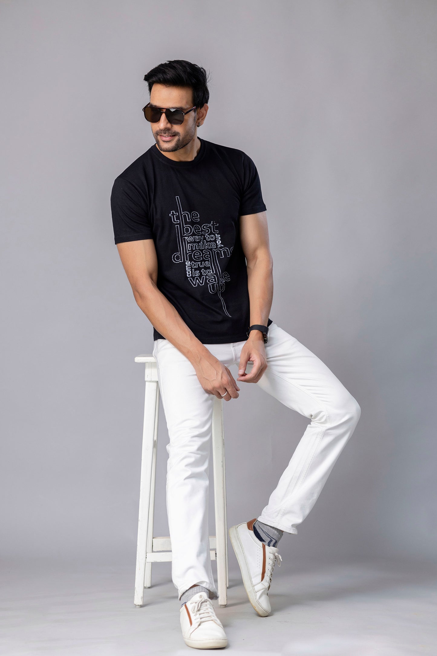 Black Graphic Print T-Shirt – Bold & Motivational Style