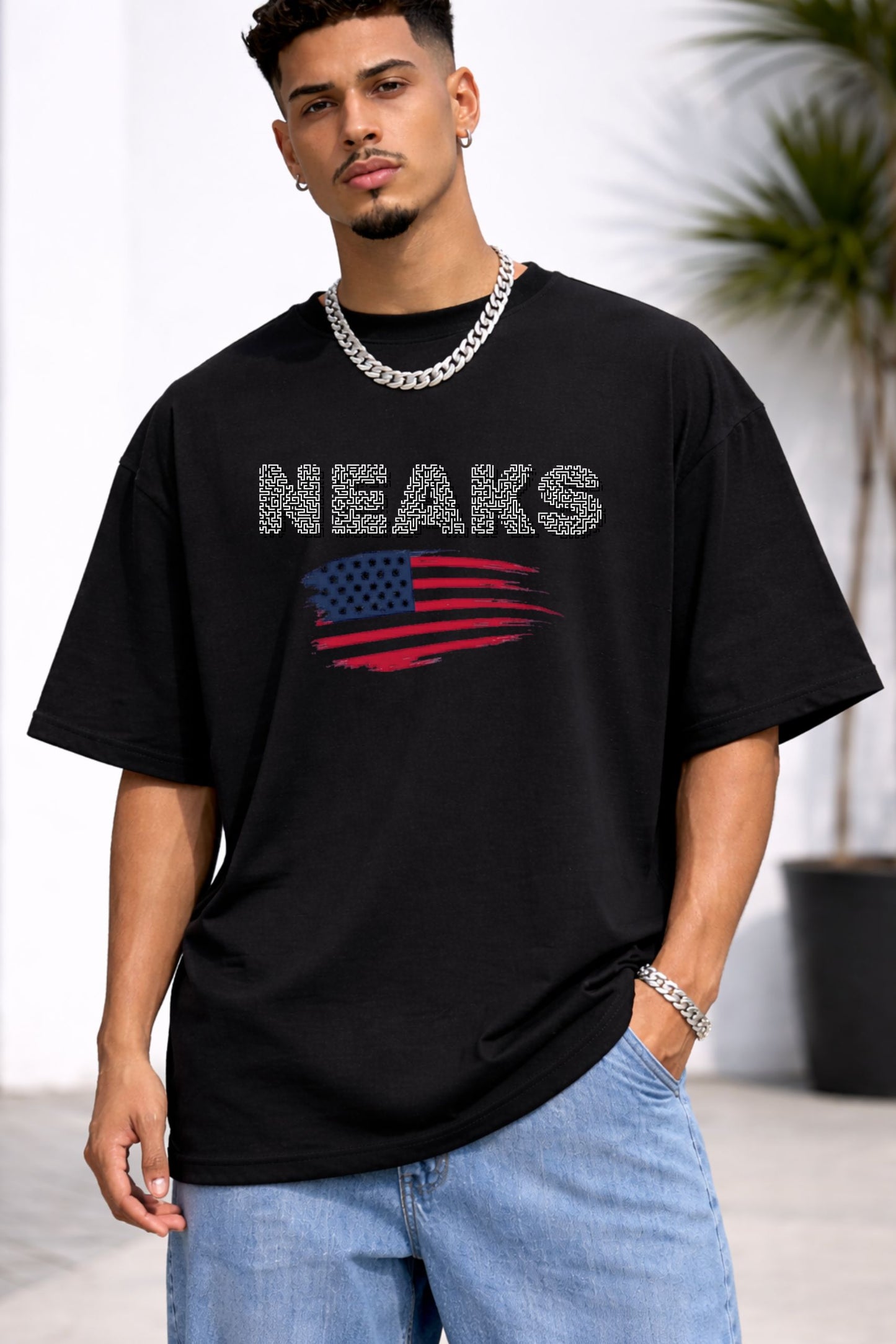 Black Oversized NEAKS Graphic Print T-Shirt