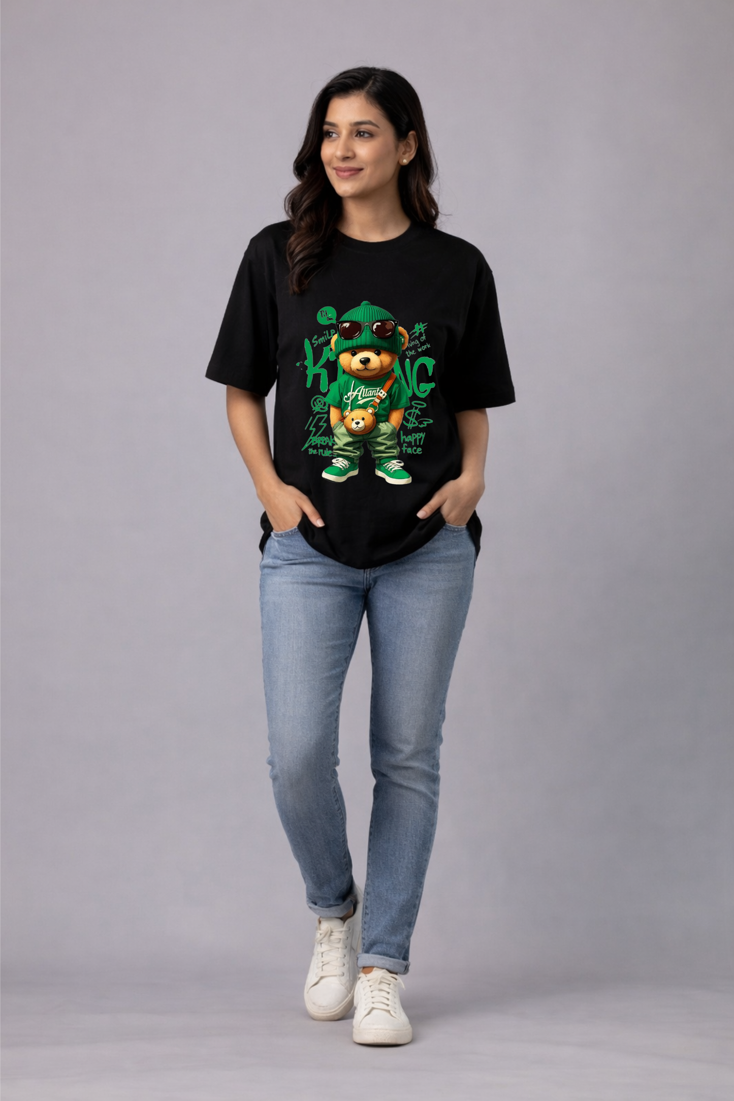 Black Oversize Cute Bear Graphic Printed T-Shirt for Women