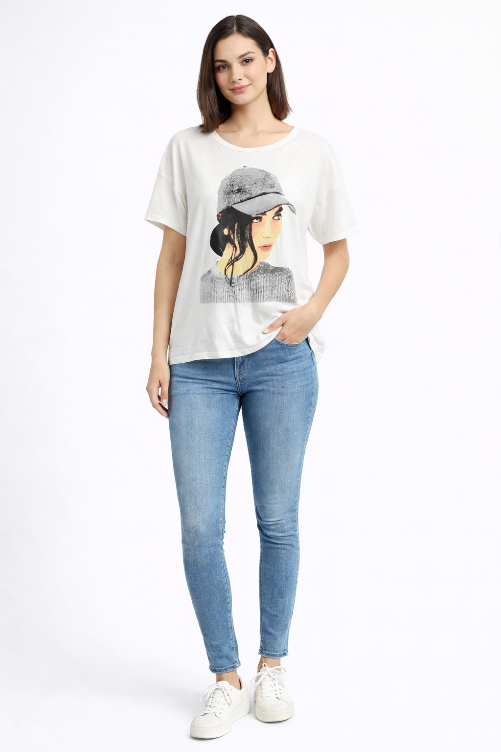 Stylish Graphic Print White T-shirt